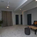 Hotel O Silver Key Deshapriya Park Near Kalighat Kali Temple