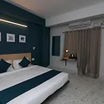 Hotel O Silver Key Deshapriya Park Near Kalighat Kali Temple